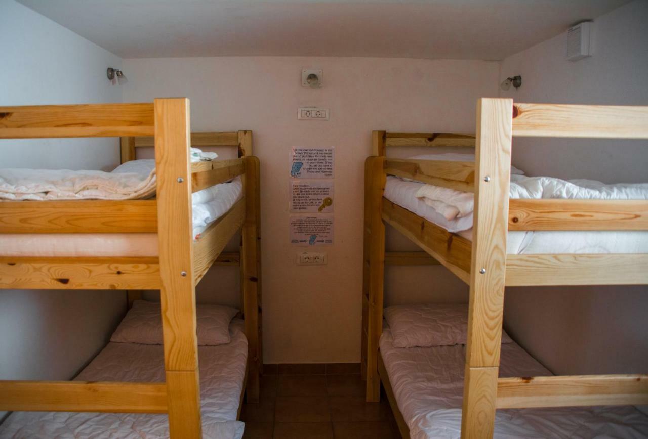 הוסטל בלד Travellers' Haven מראה חיצוני תמונה